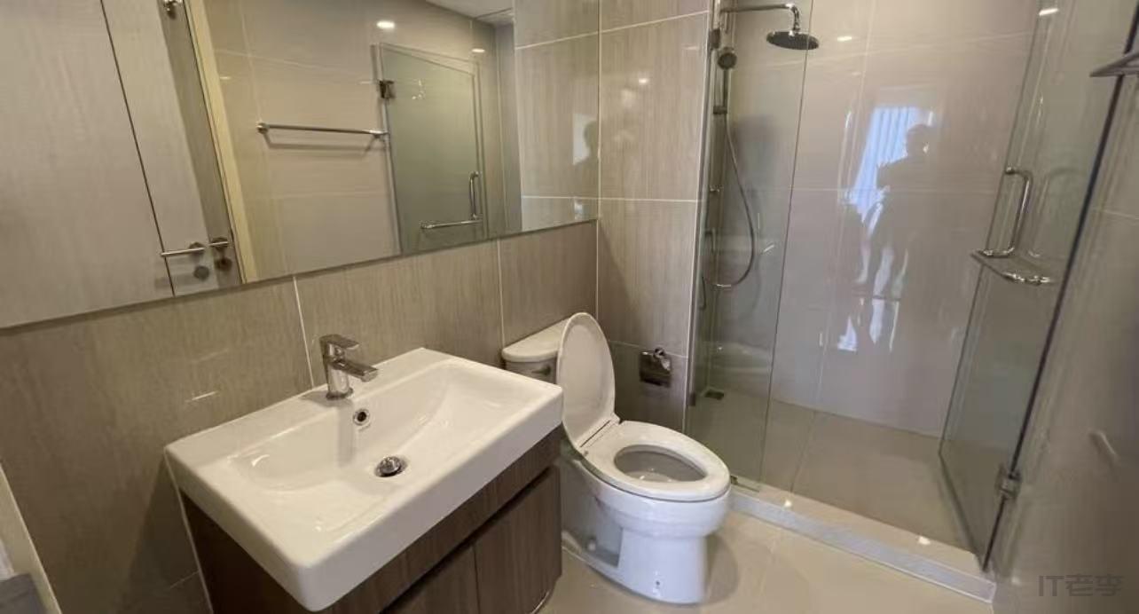 Platinum Condominium