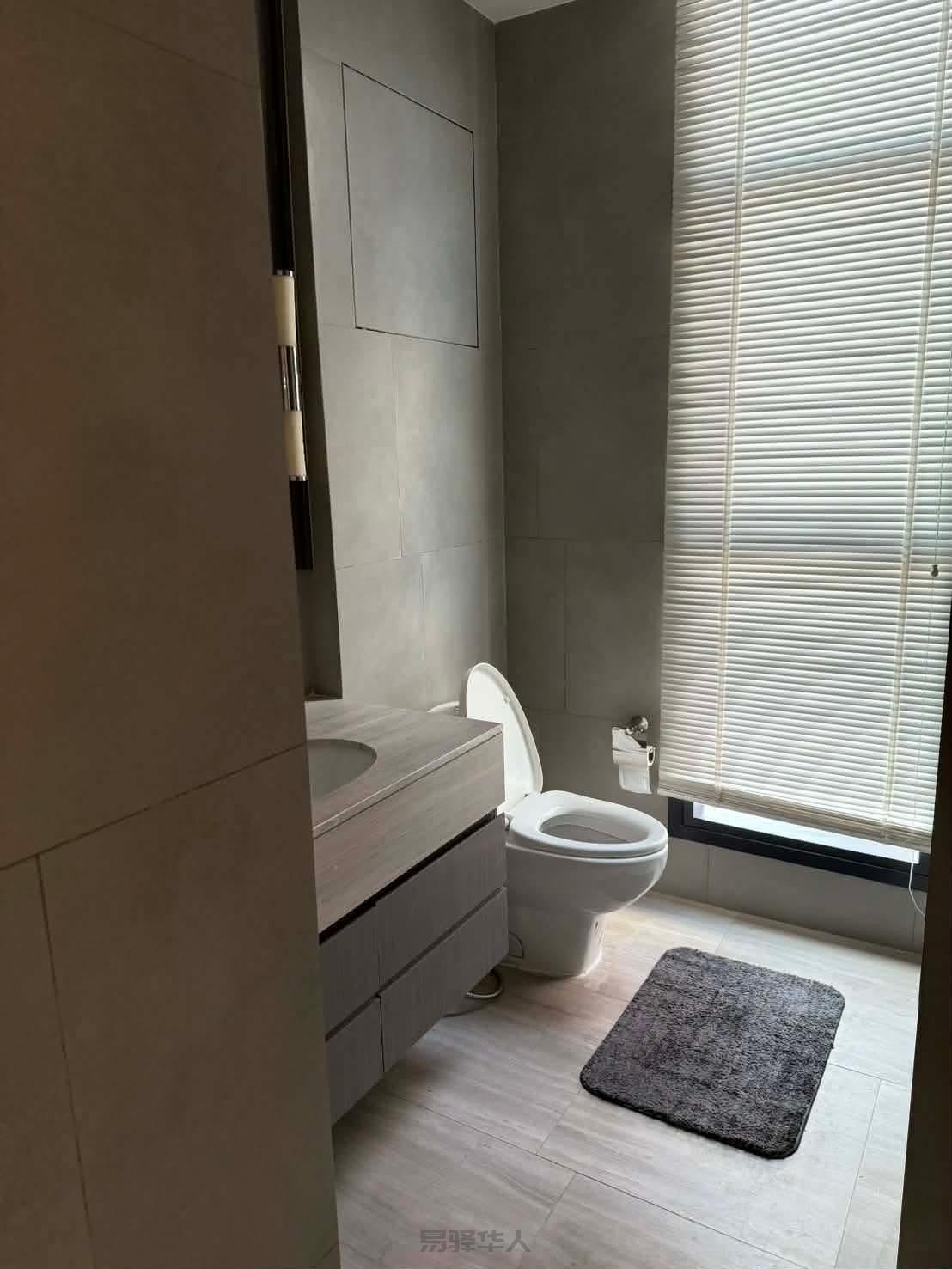 The Diplomat Sathorn