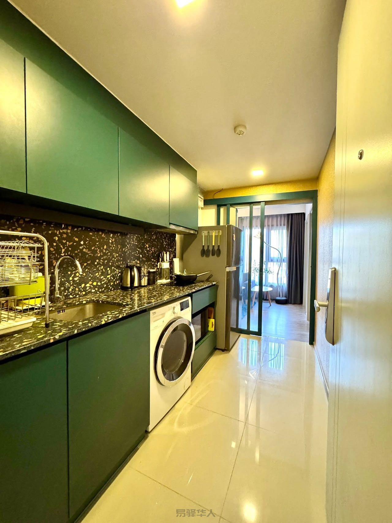 The Base Sukhumvit50