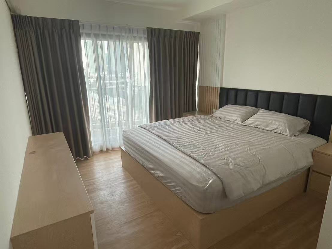 Noble remix Thonglor